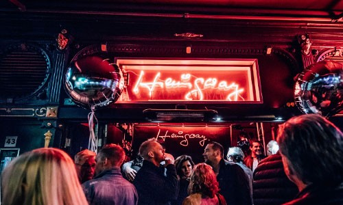 CityGames Köln Sightseeing Party Tour: Bar Hemmingway